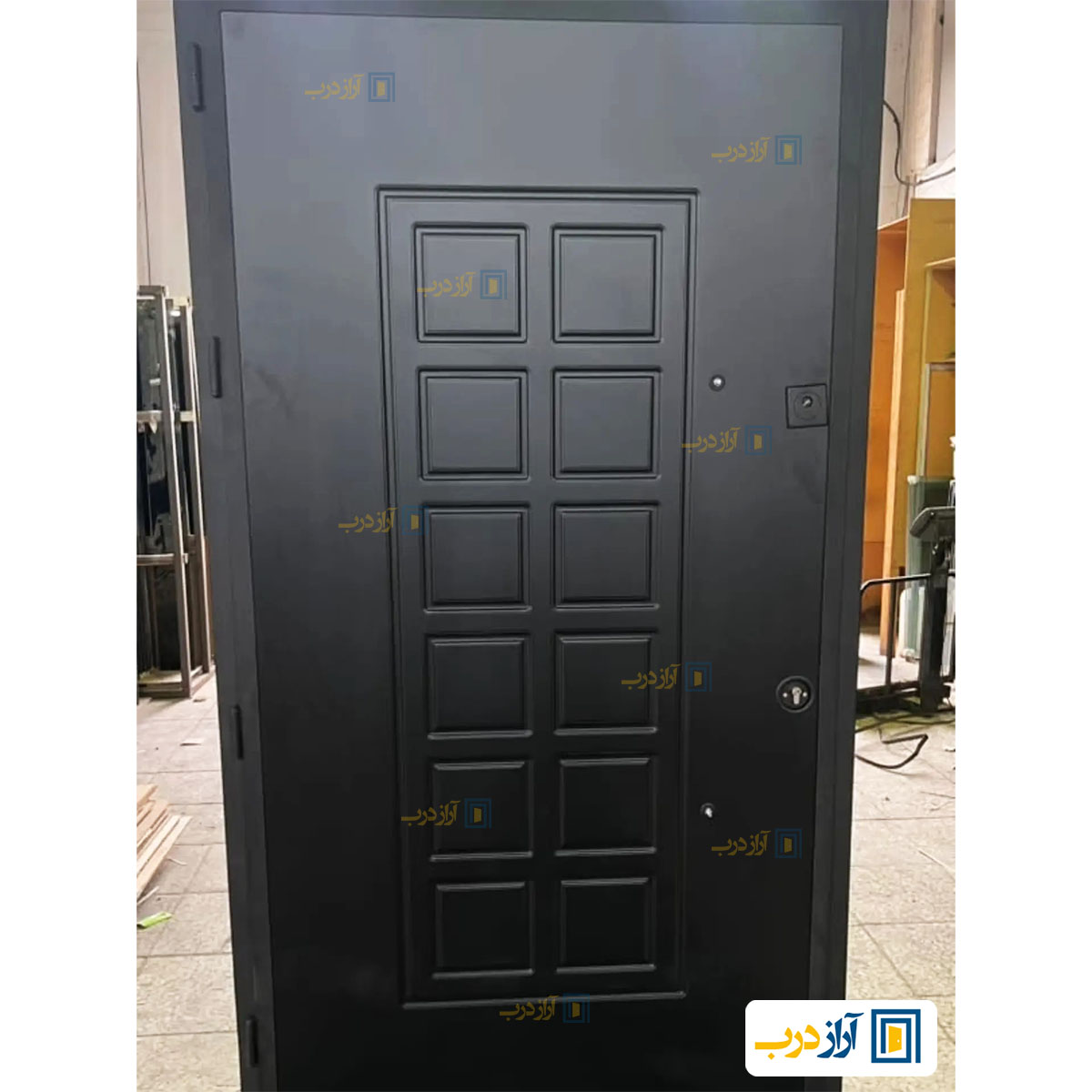 درب ضد سرقت رویه فلزی مدل ده قاب گلس
